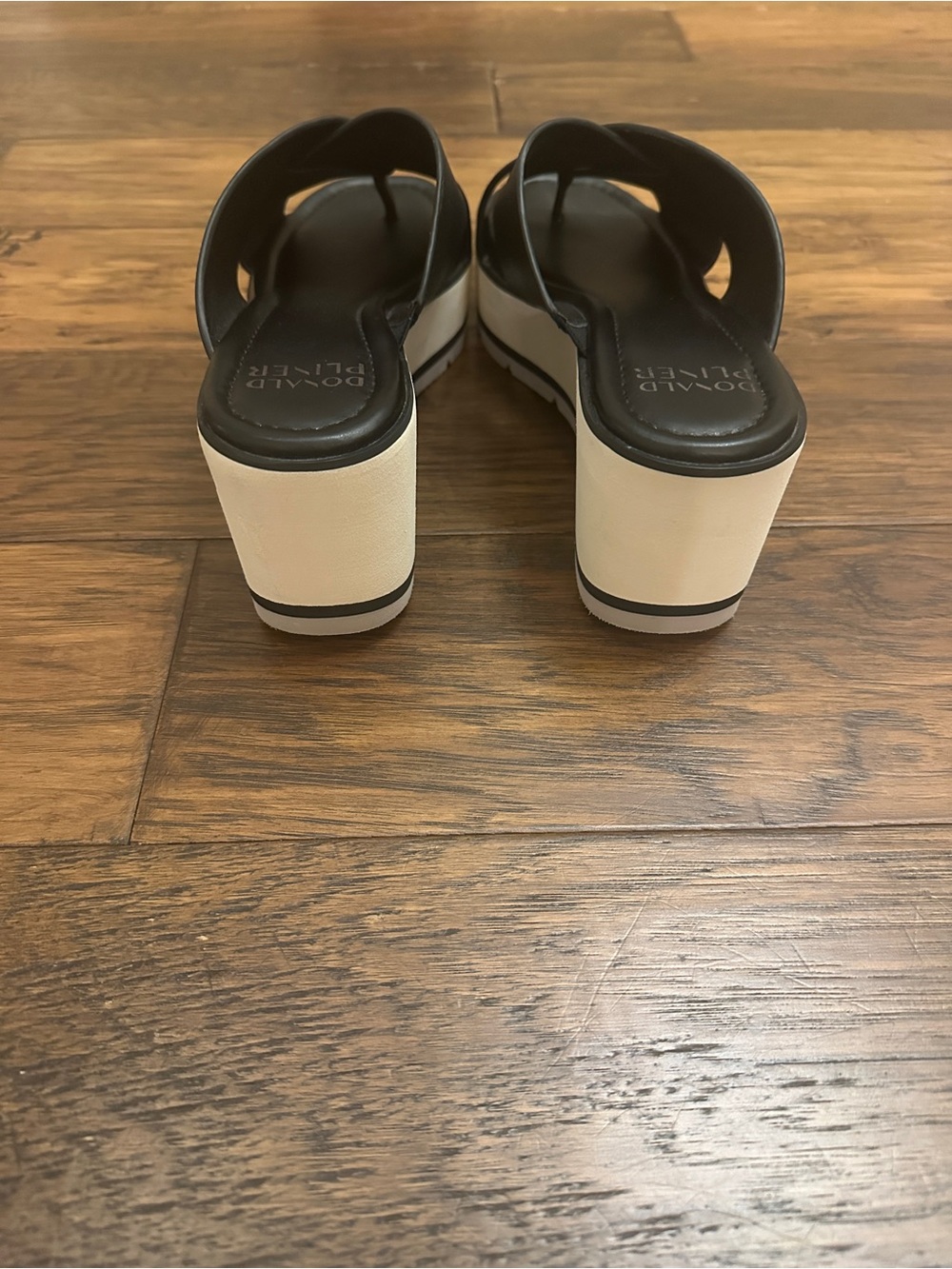 Donald Pliner "Klara" Black Leather Crossband Wedge Slides with White Platform - Picture 4 of 7